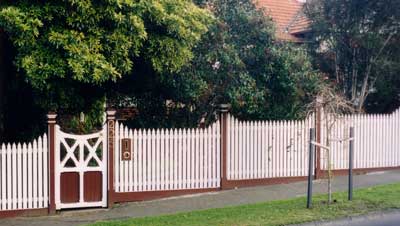 Victorian Fence - feature posts